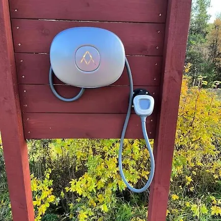 Grooppi, Live In Style In The Middle Of Lapland Yllaes, Akaslompolo