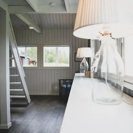 Villa Grooppi, Live In Style In The Middle Of Lapland Yllaes, Akaslompolo