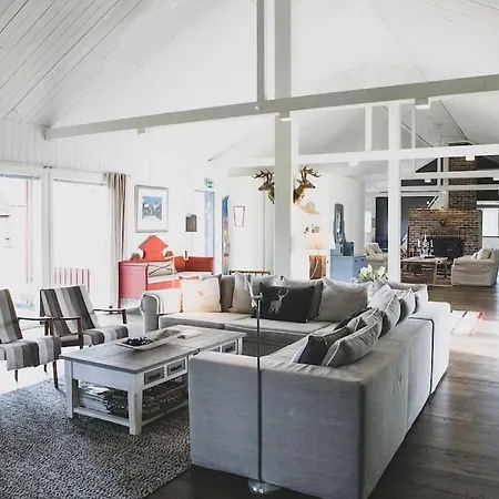 Grooppi, Live In Style In The Middle Of Lapland Yllaes, Villa