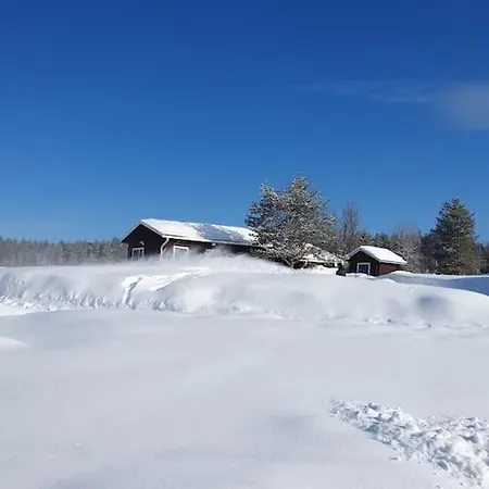 Villa Grooppi, Live In Style In The Middle Of Lapland Yllaes, Akaslompolo