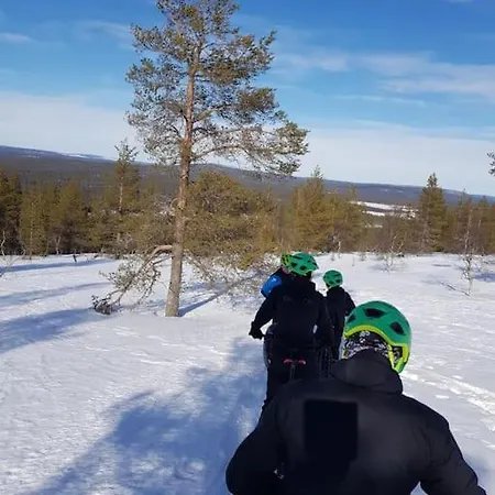 Villa Grooppi, Live In Style In The Middle Of Lapland Yllaes,